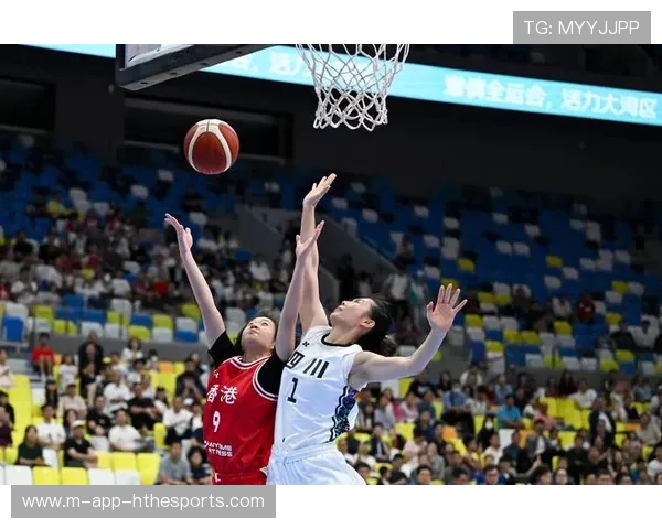 篮球让中国的青春更加闪耀，篮球让我们点燃着激情与梦想